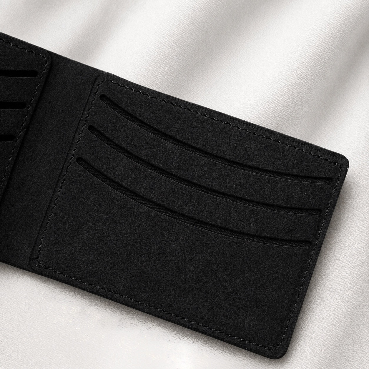 VINTAGE FOLD BLACK view