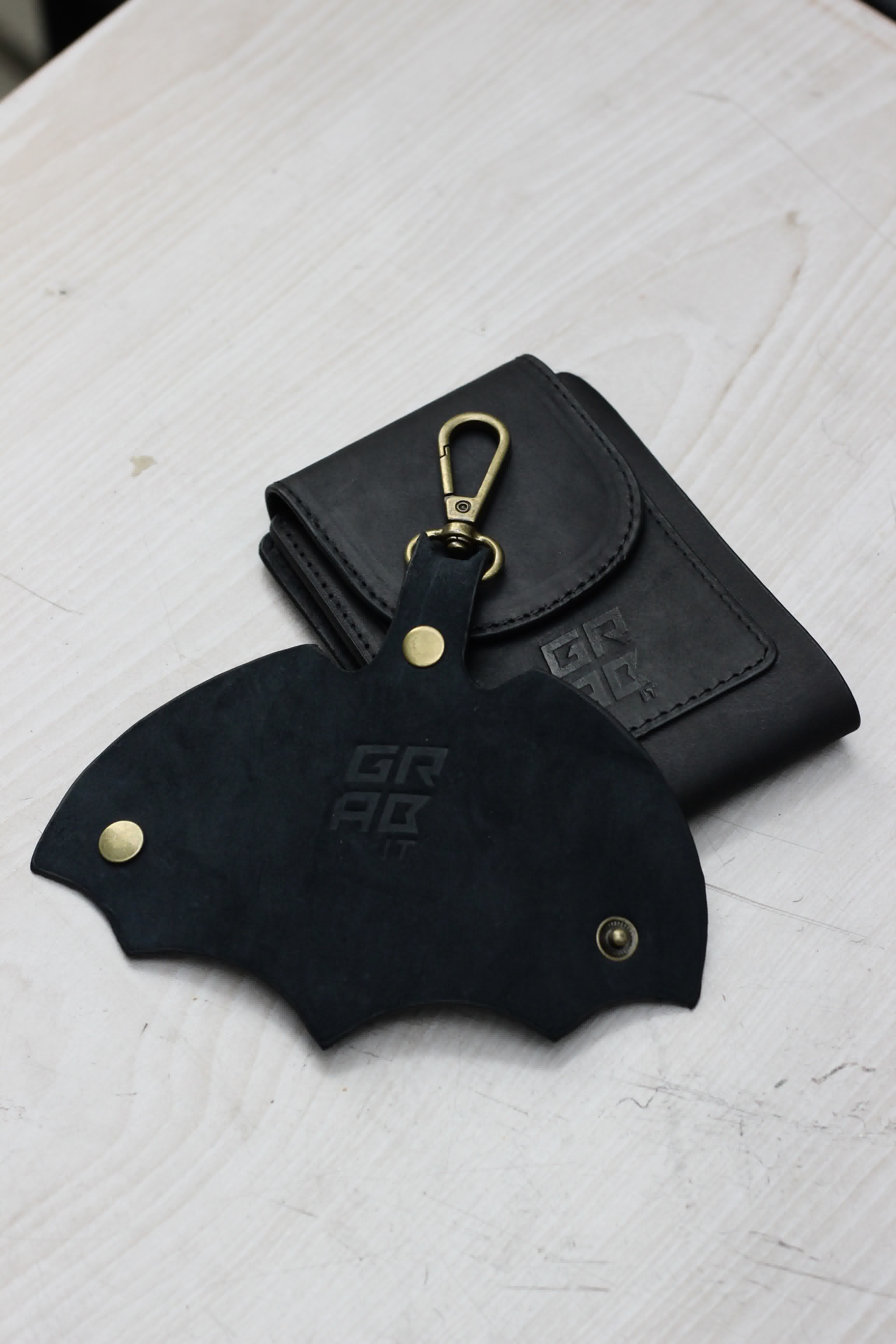 BATMAN KEY HOLDER view