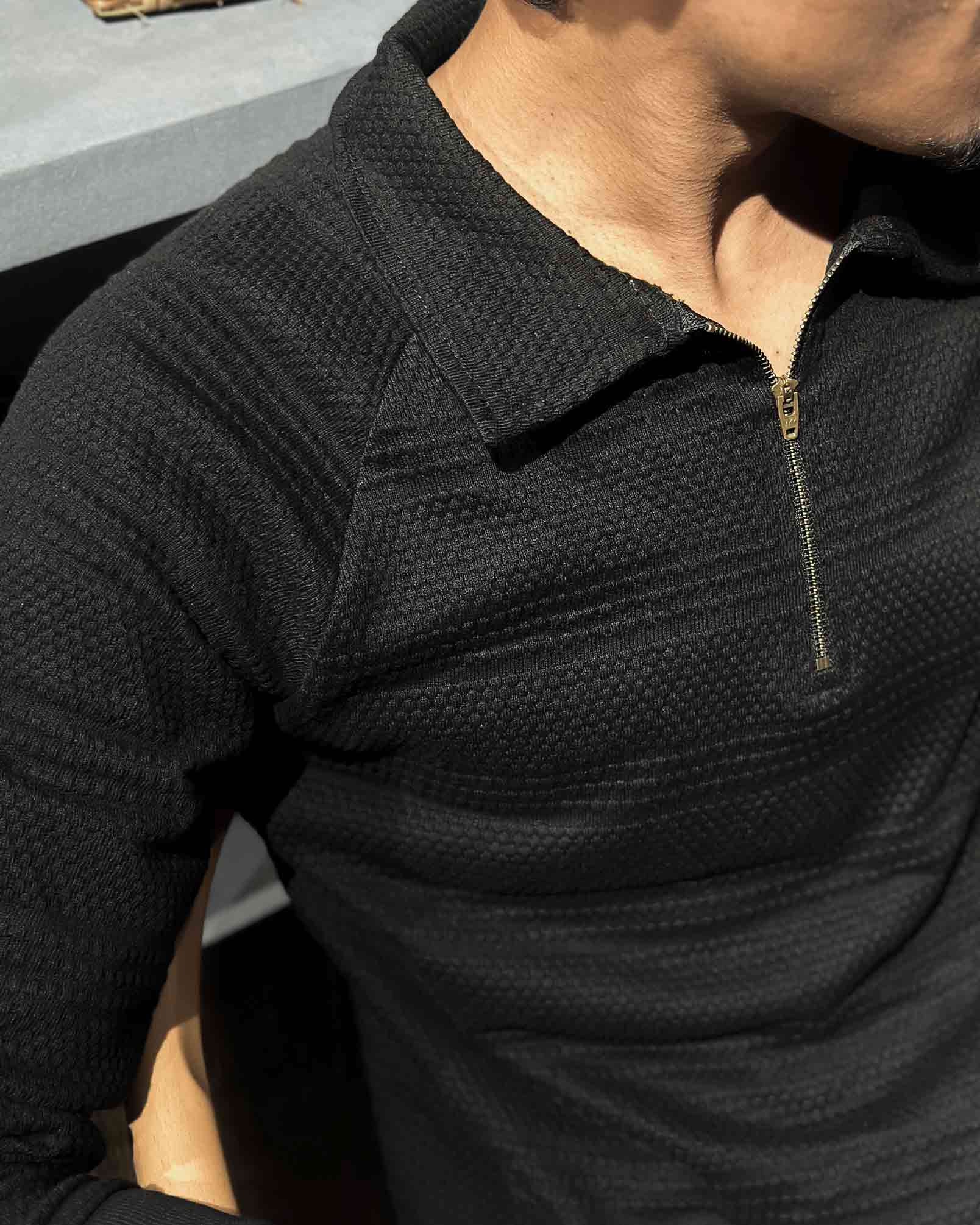 SWEATSHIRT view