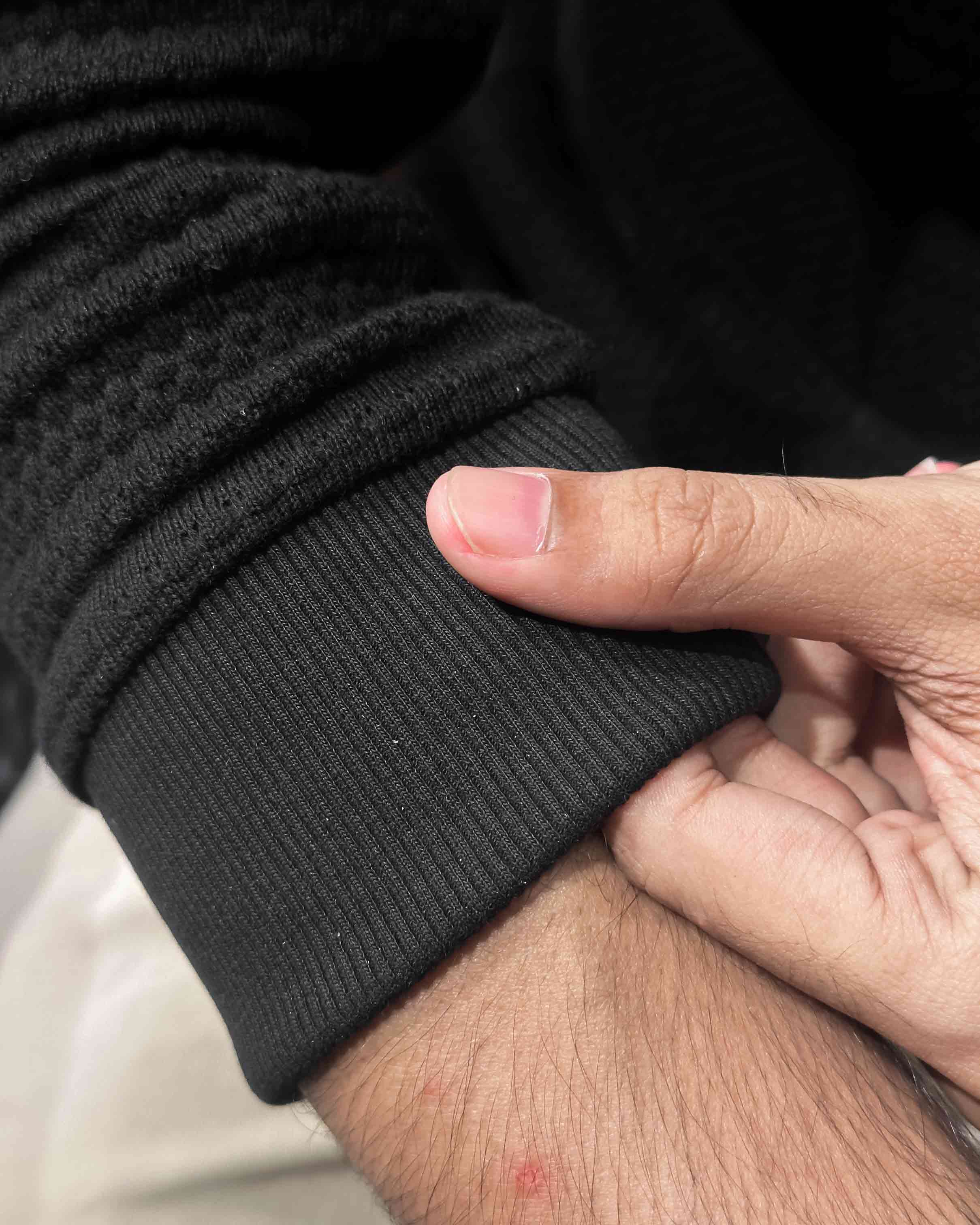 SWEATSHIRT view