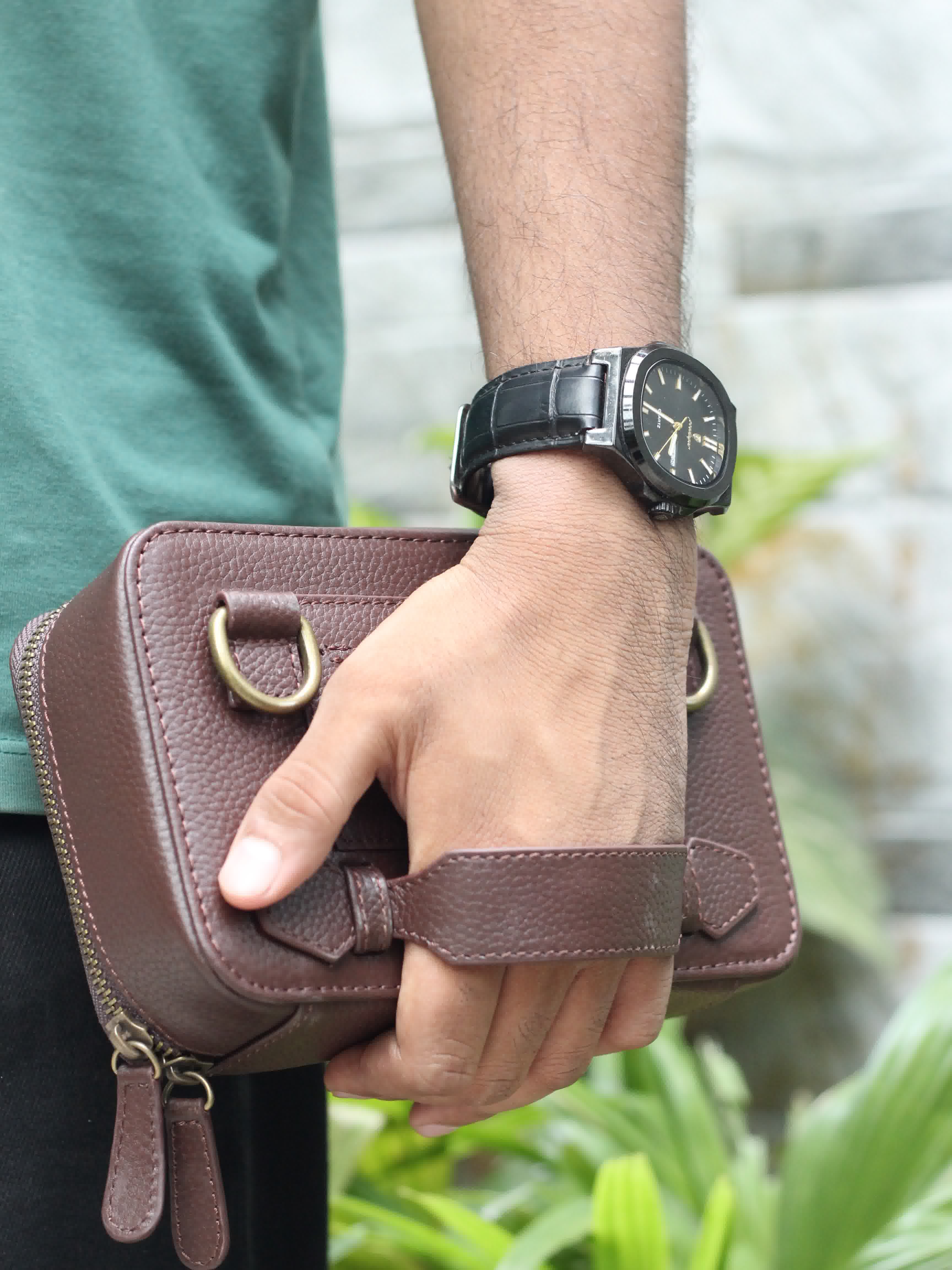 POUCH BLACK view